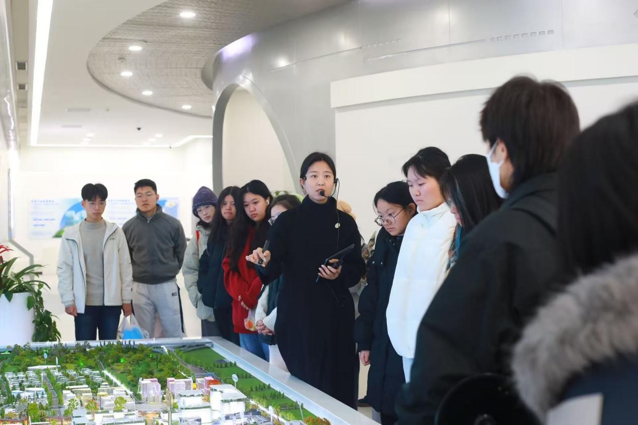 17594ce6e789be9949918a4dc29eb2ad