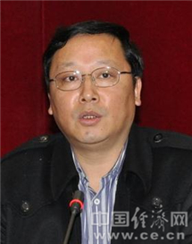 四川省绵阳市委常委、常务副市长李炜接受组织